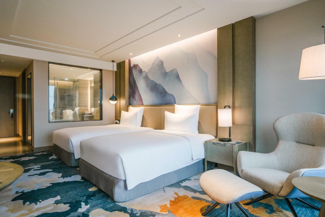 Pullman Zhoushan Seaview Exterior photo