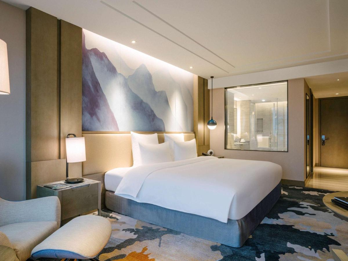 Pullman Zhoushan Seaview Exterior photo
